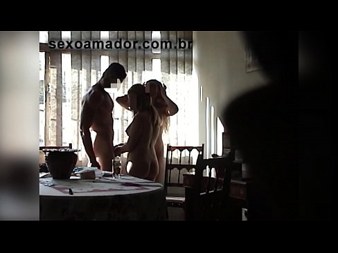 ❤️ Hevalên seksê zilamek dêw û sêyek bi wî re vedixwînin ❤️  Sex li porno ku.sexera.ru ❌❤